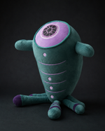 Pelúcia Okulus Olho Roxo 2